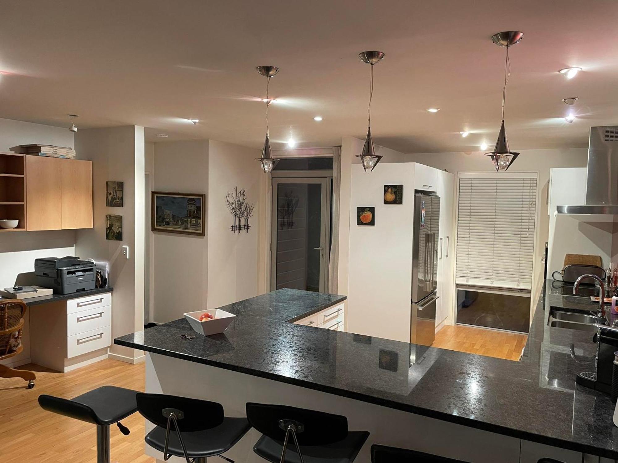Peninsular Lakefront Holiday home Queenstown