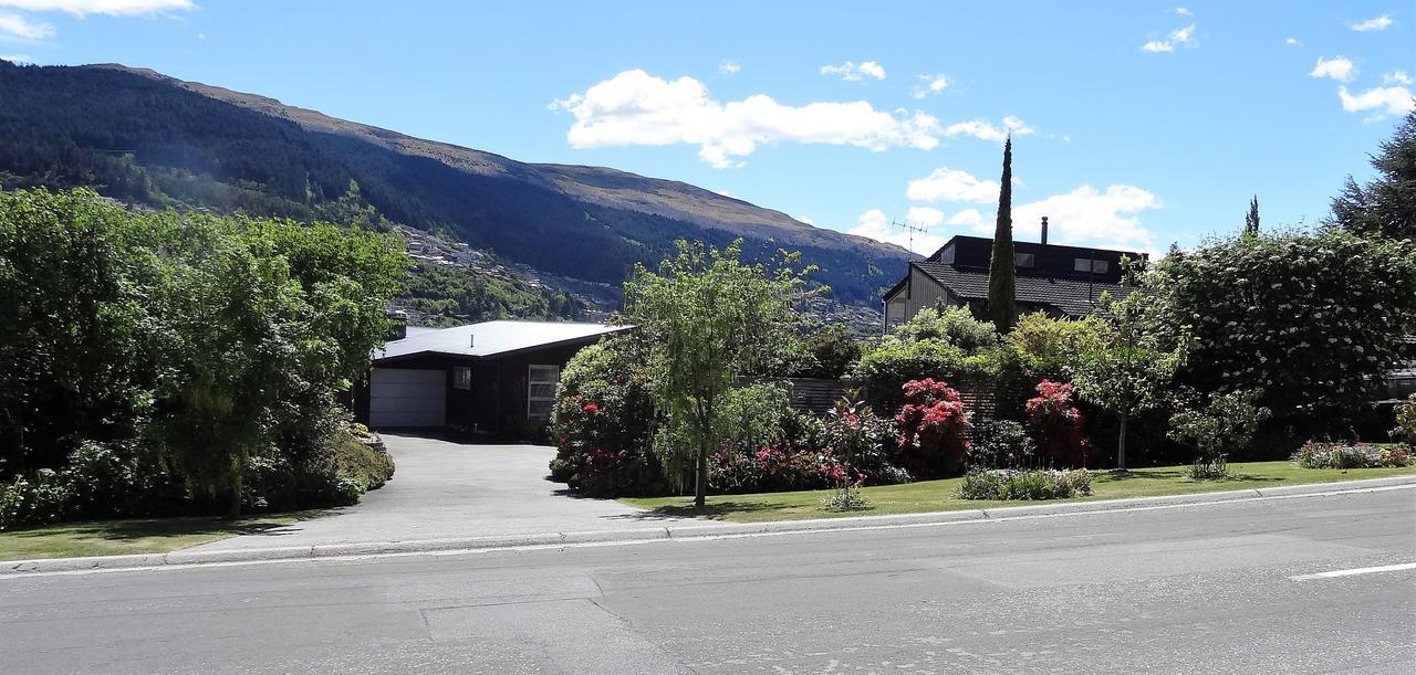 Peninsular Lakefront Queenstown